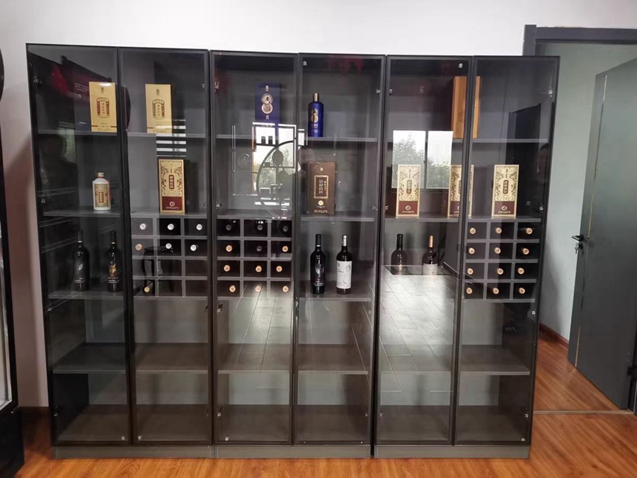 帶玻璃門酒柜